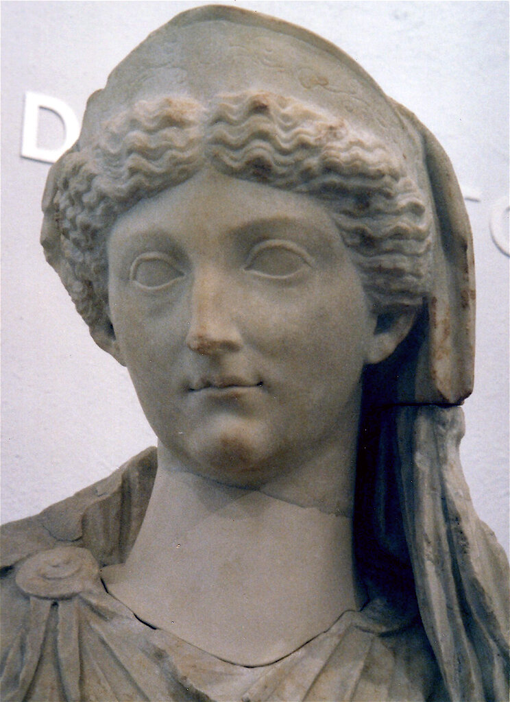 Друзилла дочь. Ливия друзилла. Друзилла сестра Калигулы.