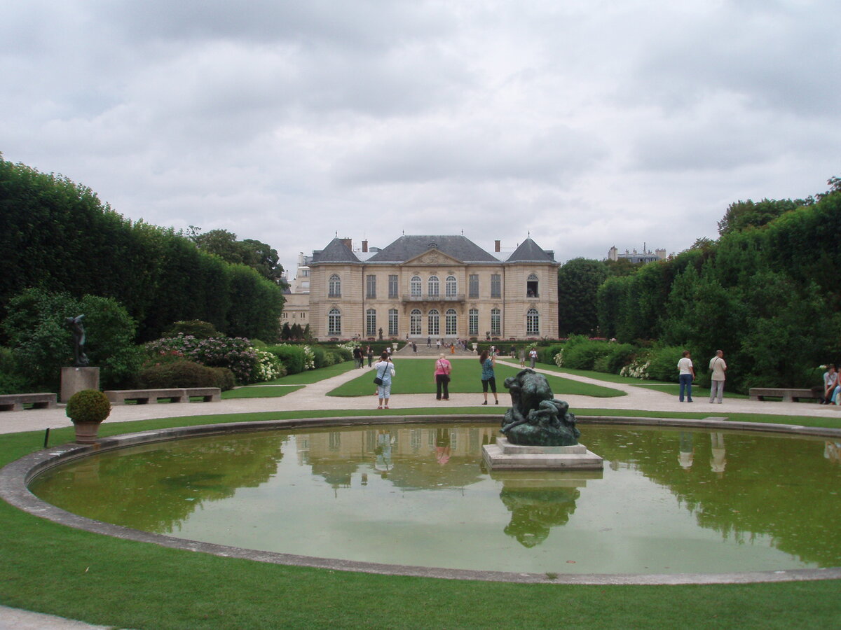 Музей Родена во дворце Бирона, где находится самое большое собрание работ скульптора