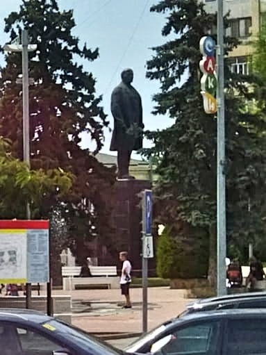 Памятники вождю. Фотоподборка памятников Ленину в городах России. Часть 6.0