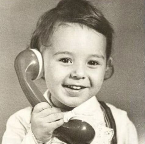 Андрей Малахов в детстве: "Алло, это Первый канал?"