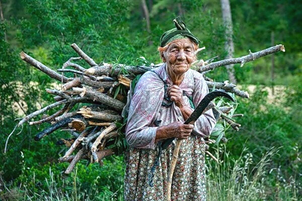 Как то грустно, беззаконно.