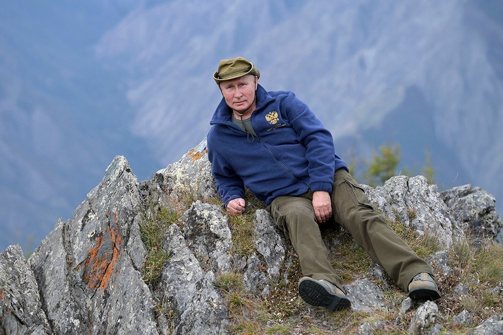 Всё будет ровно. А здесь будет город сад... В.В.Путин. Шойгу место показал.