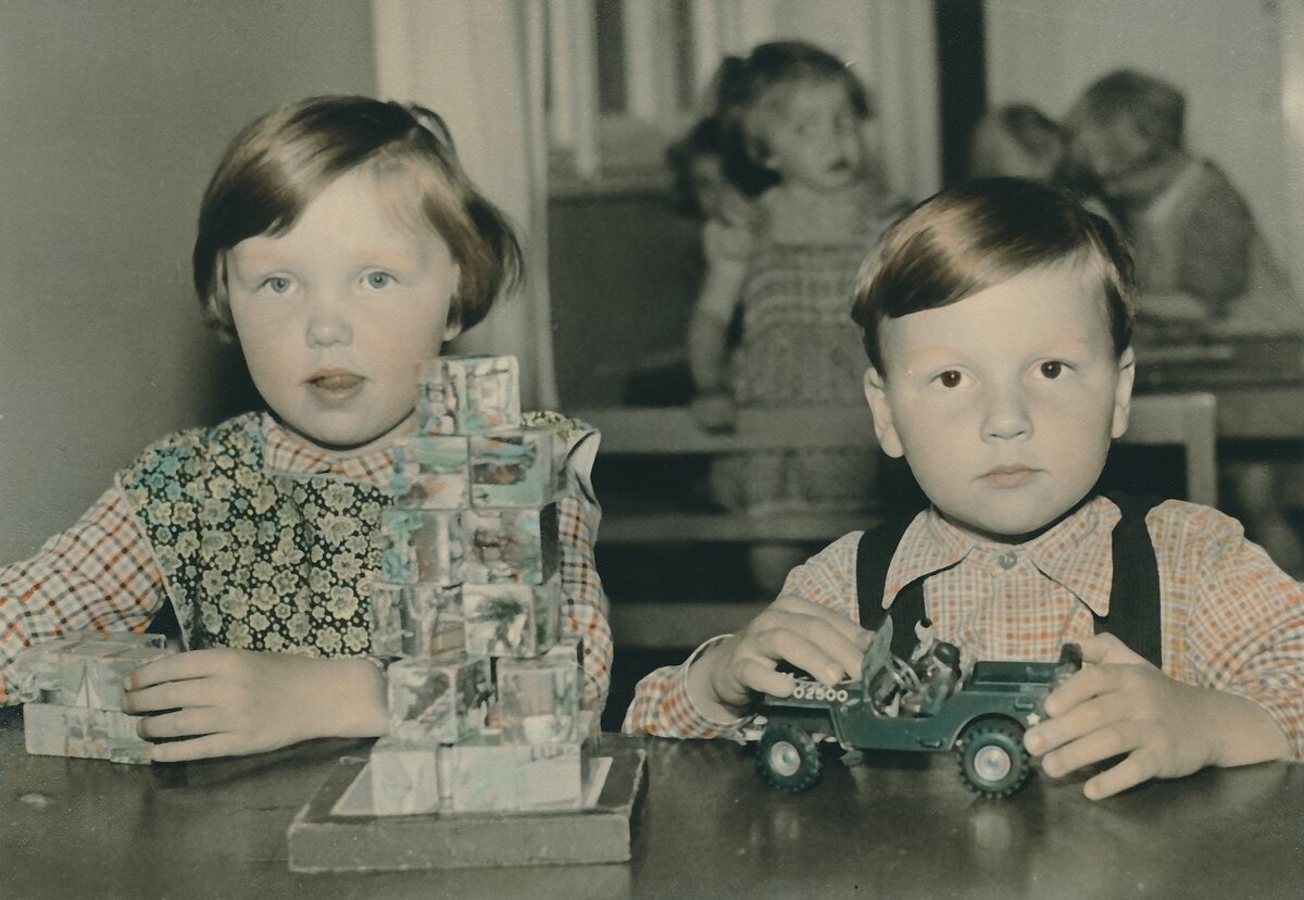 Мальчик и девочка 1966