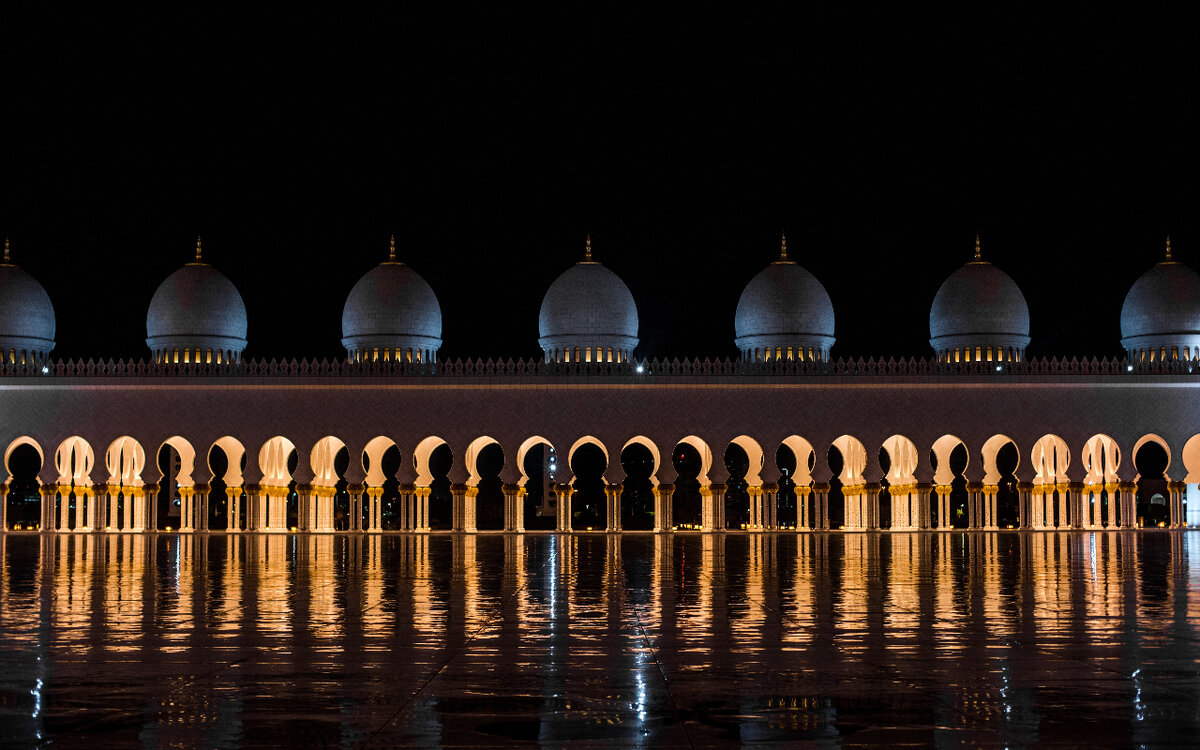 Эту ночь мусульмане стараются провести в молитвах. Фото: Pxfuel.com 
