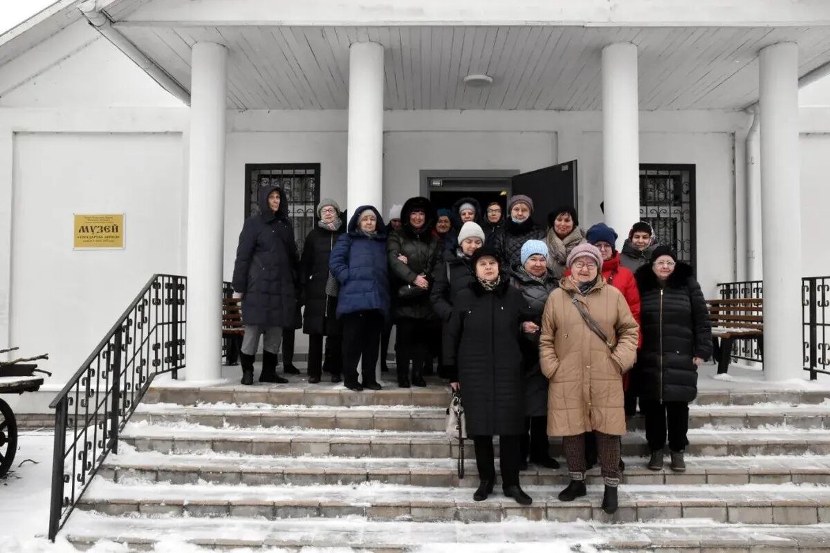 27 марта сотрудники РТУ МИРЭА посетили Тверскую область в ходе экскурсии, которая была организована Профсоюзной организацией вуза.-1-3