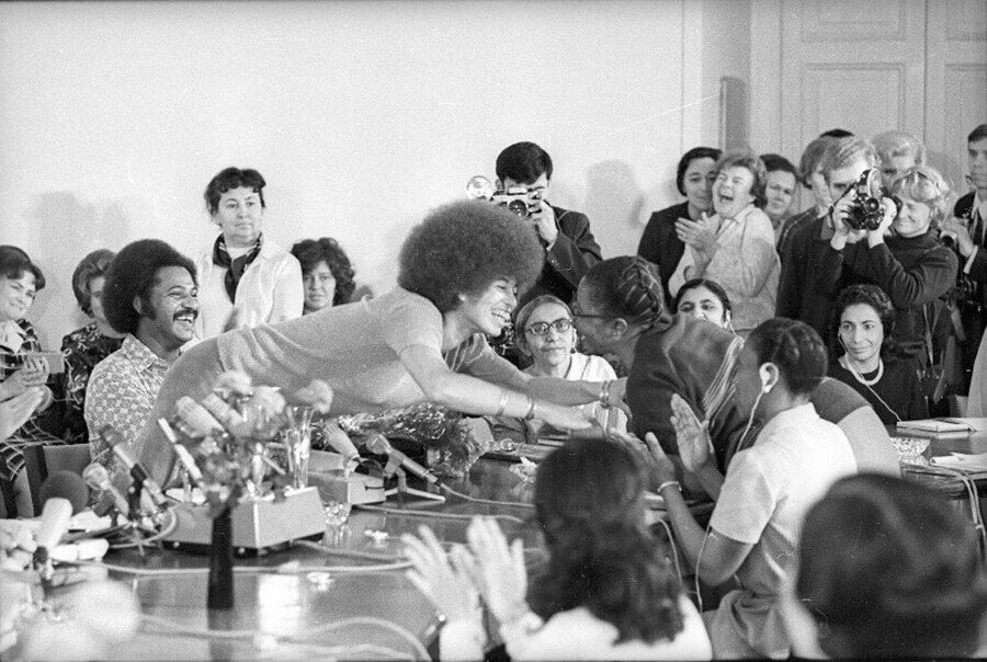 Женщины 1972 года. Фотограф Александр Стешанов СССР. ВГИК 1980-Е годы. Стешанов фото. 1972 Москва люди.