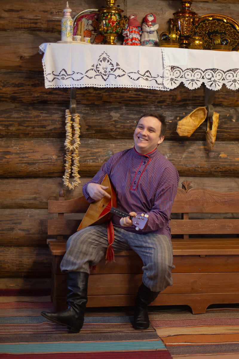 Сергей Лебедев, солист ансамбля "Пташица"