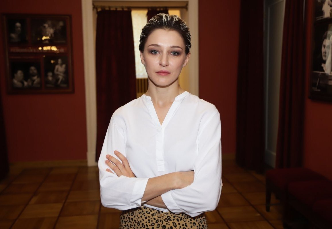     «Я была ужасной девочкой!» 7 неожиданных фактов из жизни Евгении Крегжде