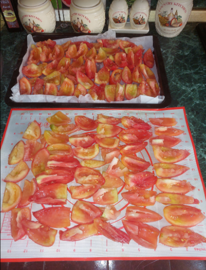 Помидорные дольки