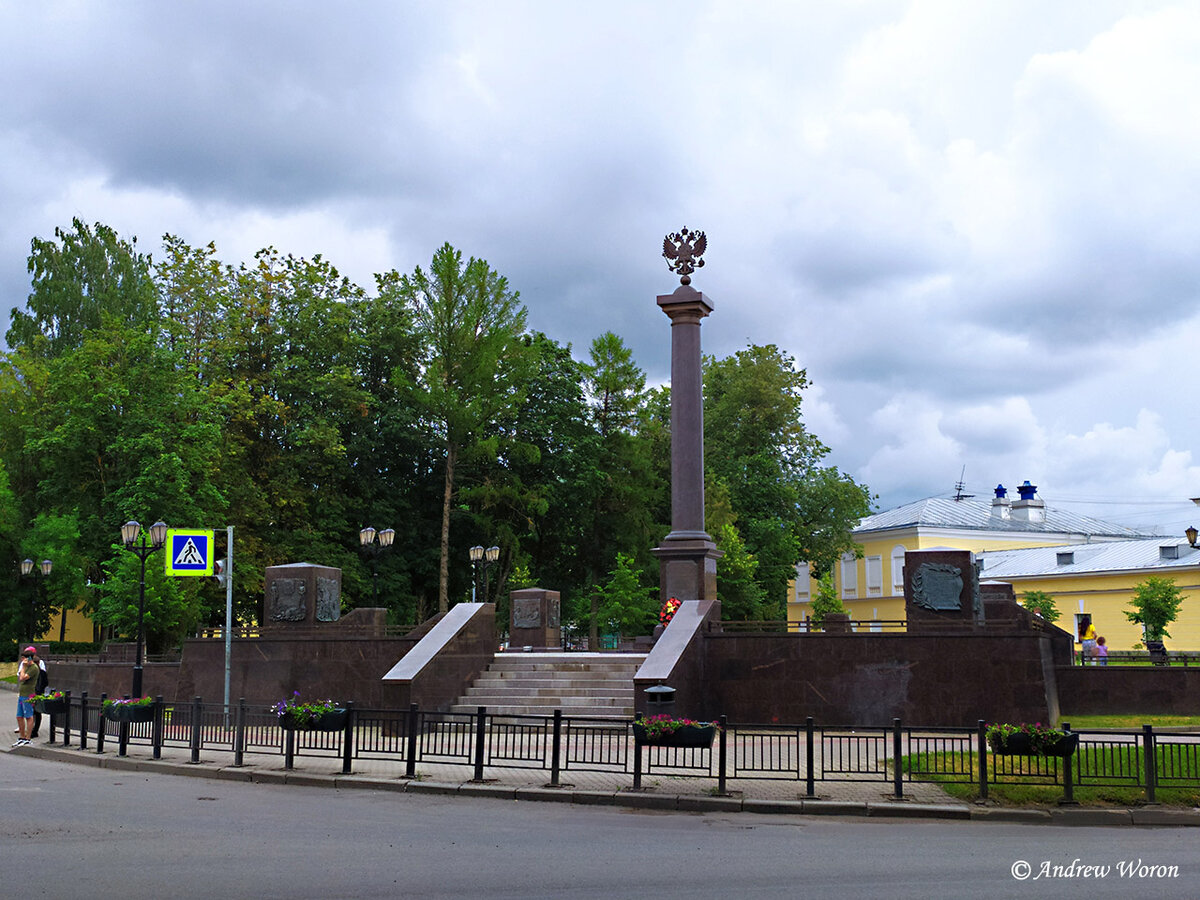 Петербургские приключения. День 6-й. Гатчина – деревянный город | Иду за  солнцем... | Дзен