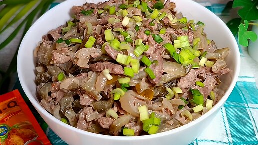 Слоёный салат из куриной печени с рисом и яйцами — рецепты | Дзен