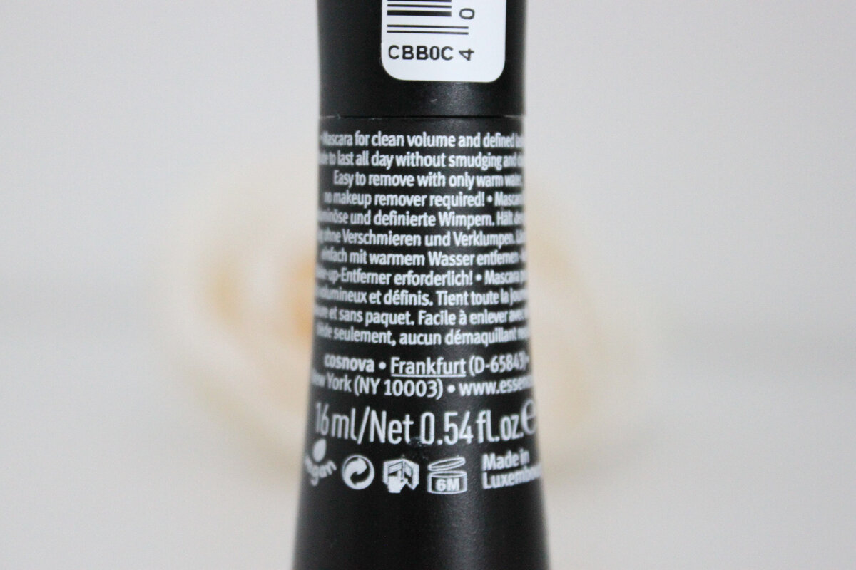 Тушь Essence Bye Bye Panda Eyes - информация на обороте