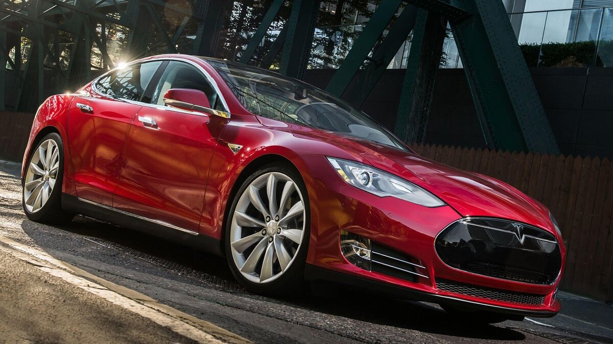 Tesla Model S. Источник фото: Яндекс Картинки