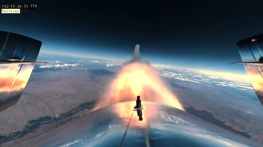SpaceShipTwo VSS Unity - включение двигателя на подъём