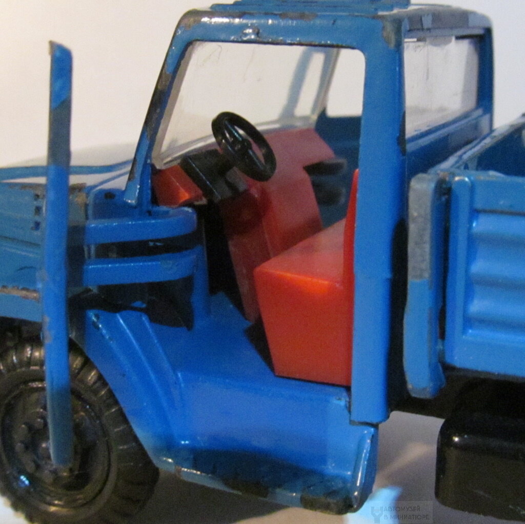 ЗИЛ-4331 (Вега, Умань) из коллекции автора
