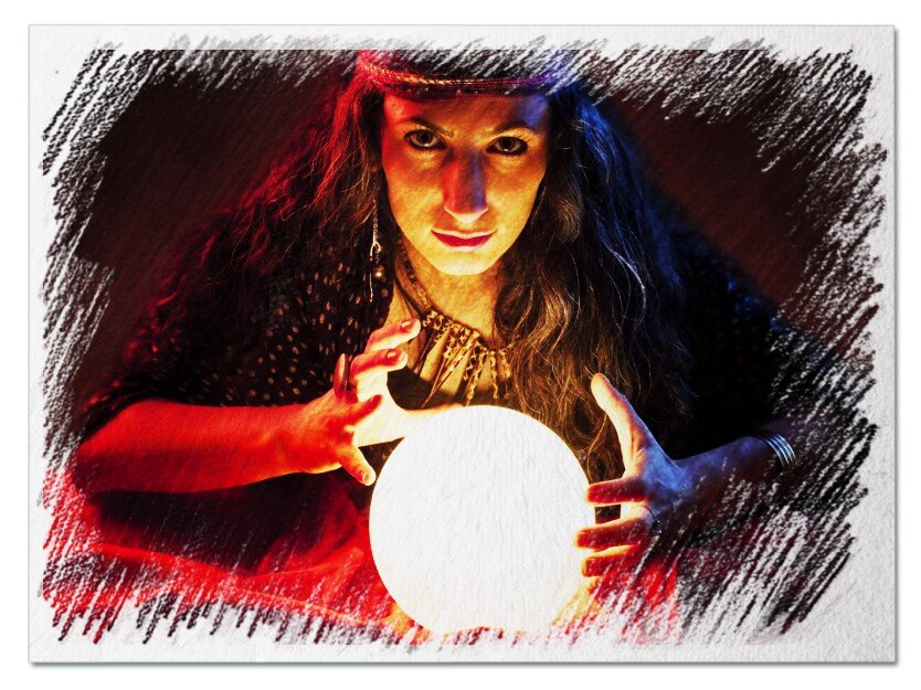 Ой, ты представляешь, я ведь к гадалке ходила.