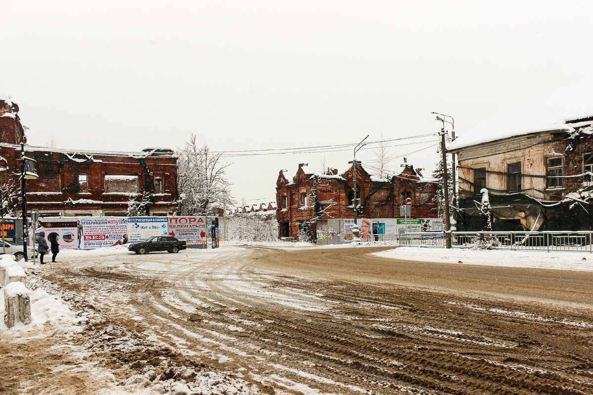 Театральная площадь в Кимрах