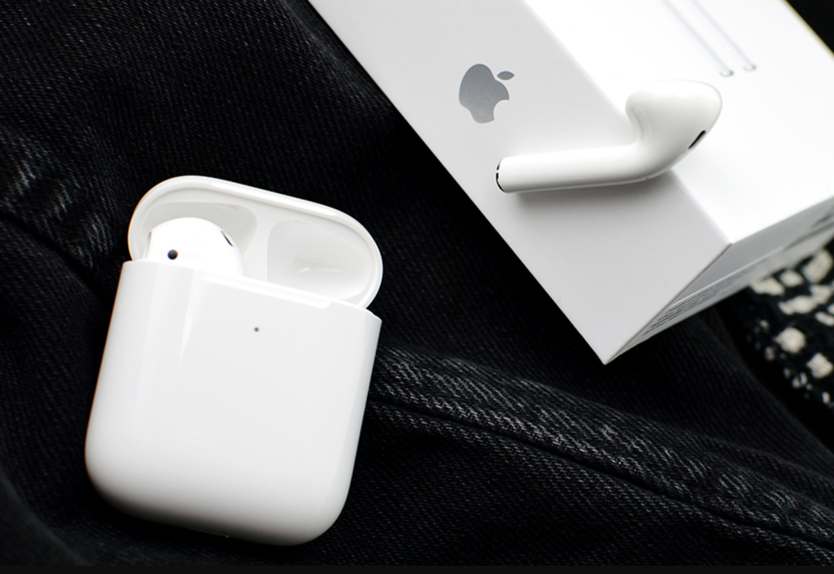 Airpods. Apple AIRPODS 2. Apple AIRPODS 2.1. Беспроводные наушники Apple AIRPODS 2 С зарядным футляром mv7n2, белый. Аирподсы 2016.