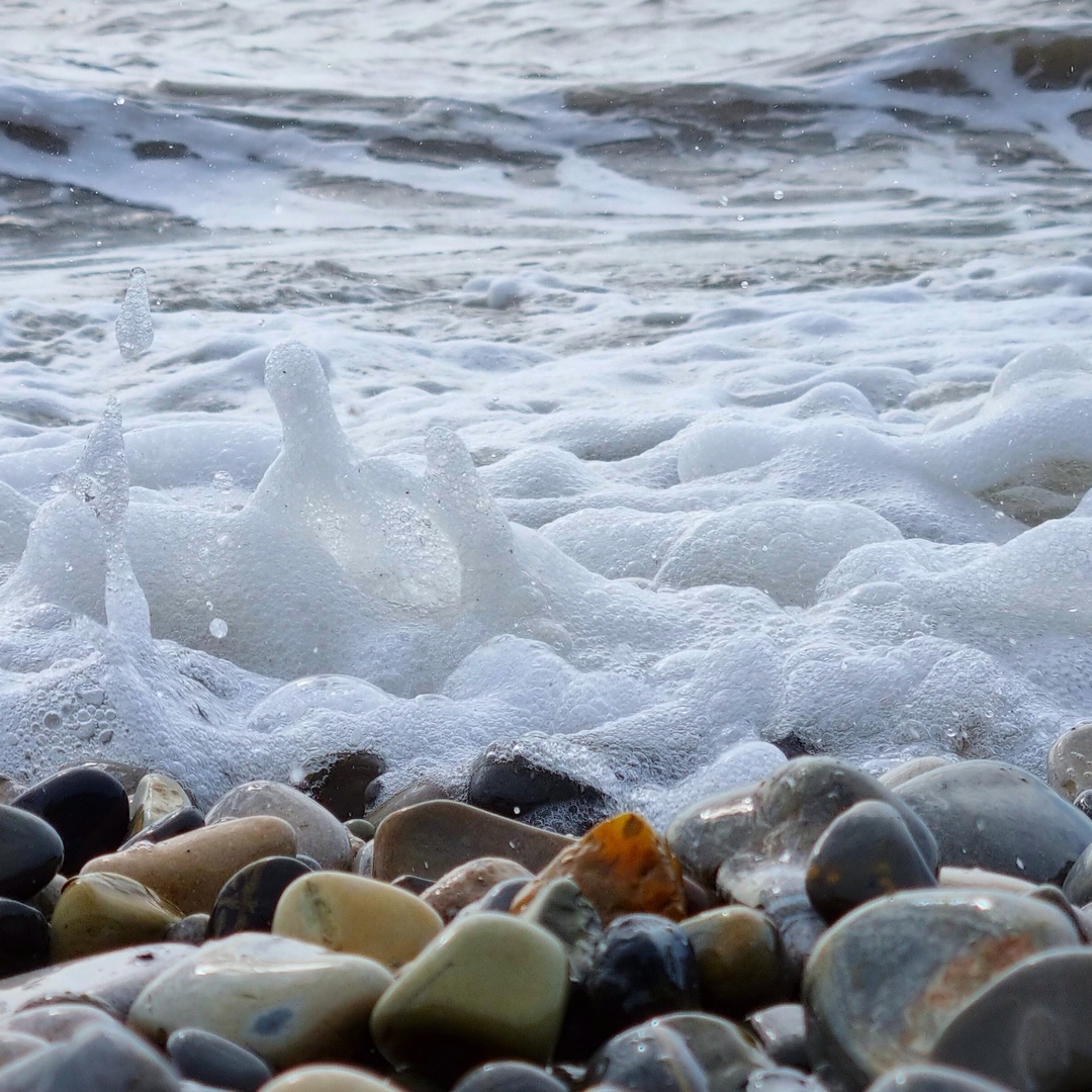 Вера - это личный проводник в текучем мире.