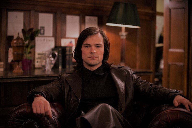 Данила Козловский в фильме "Академия вампиров"