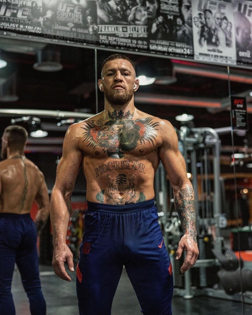 Коннор MCGREGOR