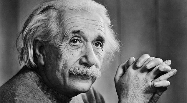  Альберт Эйнштейн— лучший физик-теоретик мира, один из основателей современной теоретической физики, лауреат Нобелевской премии по физике . (Родился 14 марта 1879 года , а умер 18 апреля в 1955 году .