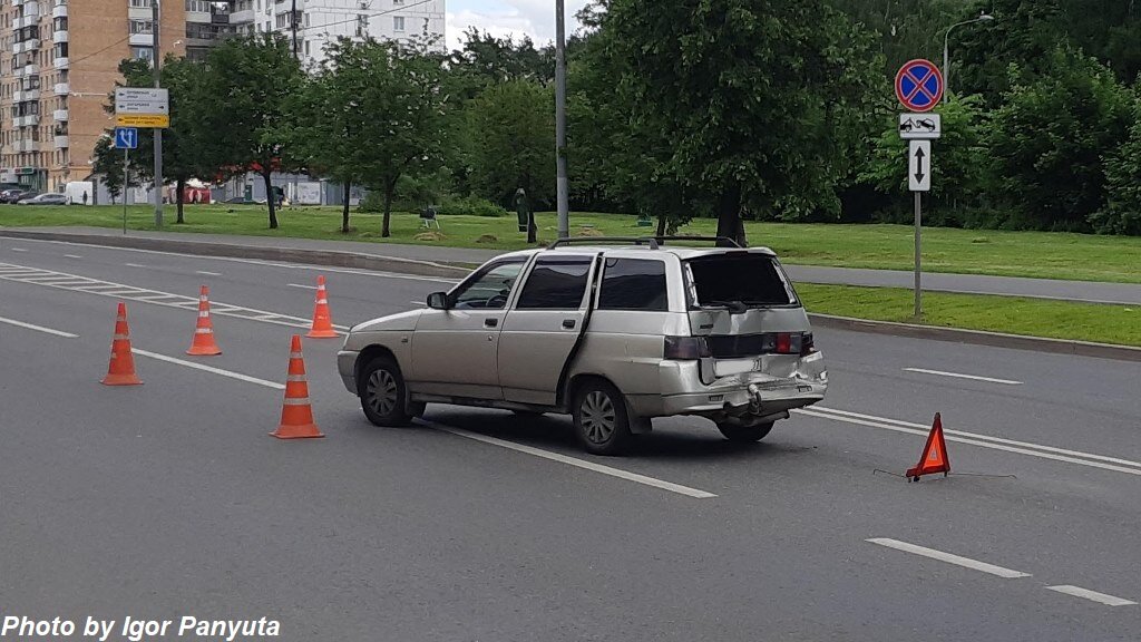 ДТП, когда автомобиль сзади совершает наезд на автомобиль спереди (галерея)