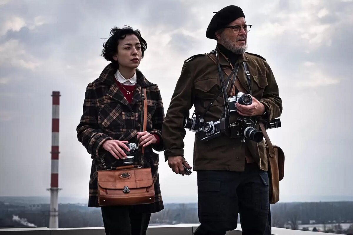 Кажется, не только дети, но и взрослые стали забывать, какие крепкие руки и пальцы надо было иметь в ту эпоху, чтобы сделать быстрое сэлфи.  