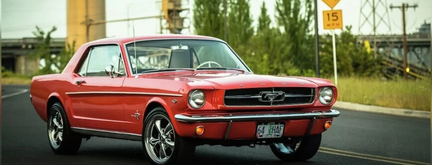 Mustang 1964 года.                                                         Это изображение взято из Яндекс.Картинки.