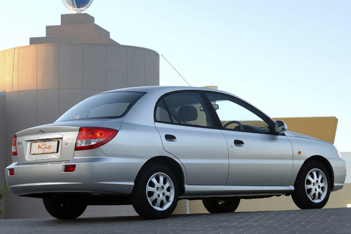 kia rio 2000