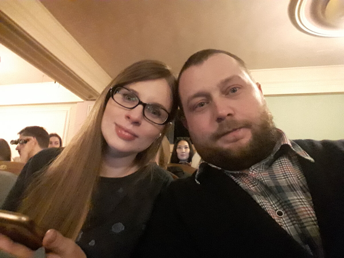 с телефоном в руках надо быть поаккуратнее, не болтать лишнего