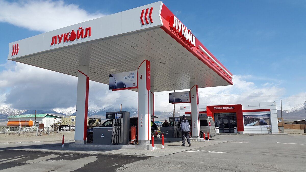 Последняя российская заправка в Кош-Агаче