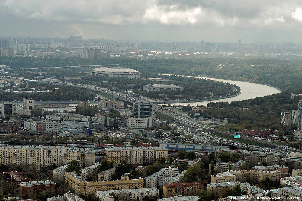 Города где пройдут. Панорама Москвы 2005 года. Панорама Москвы 2003 года. Москва панорама гулять. Другая Москва.