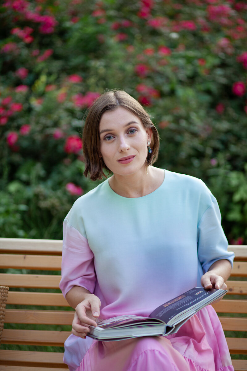 Алена Калистратова. Стилист, исследователь моды. Контакты и услуги: https://alenakalistratova.ru Запись на консультацию: Telegram @akalistratova https://vk.com/al_kalistratova