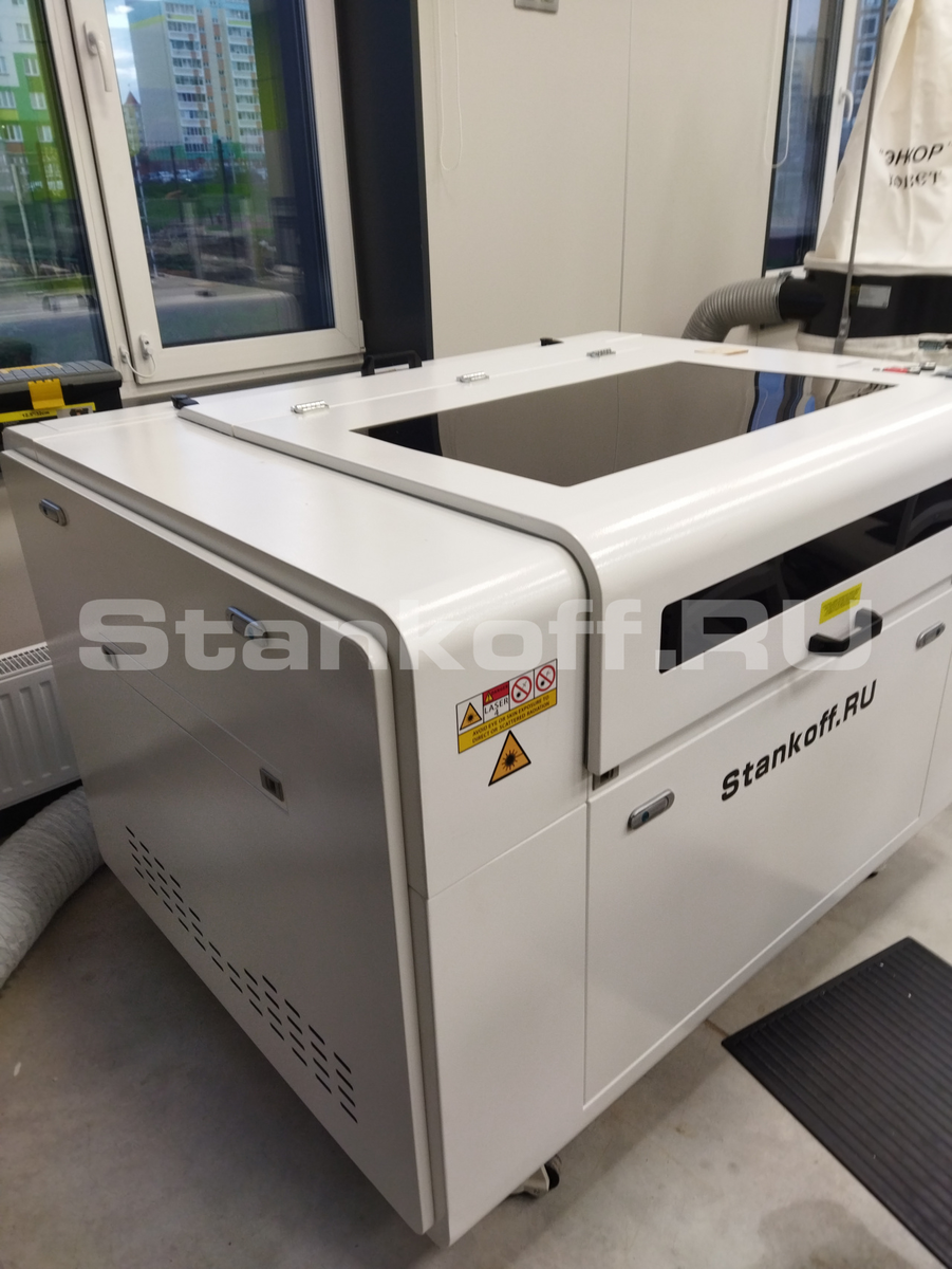  Лазерно-гравировальная машина с ЧПУ LM 9060 PRO 100W 
