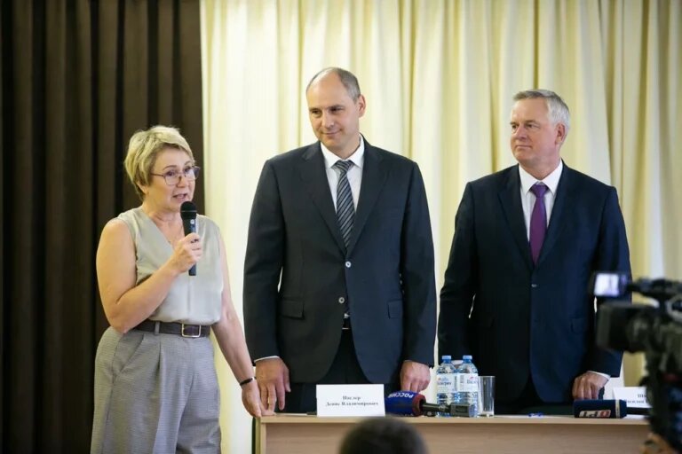    «Нас воспитали патриотами»: оренбургский педагог выразила поддержку российским военнослужащим в СВО Андрей Севостьянов