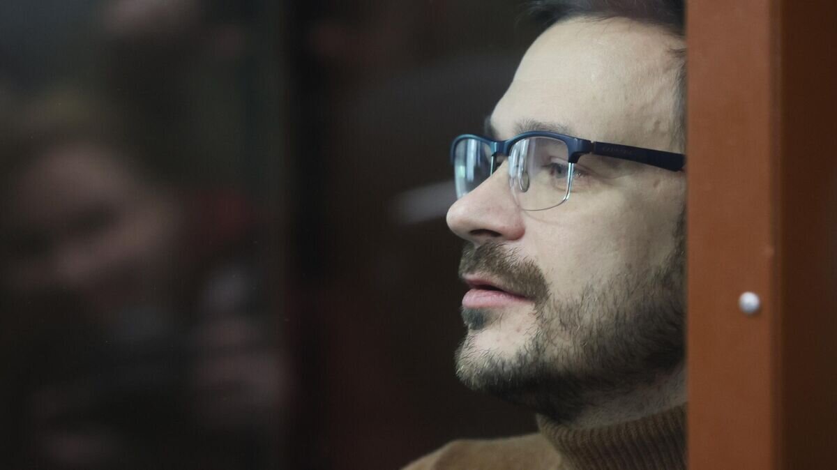    Бывший депутат муниципального округа Красносельский Илья Яшин в Мещанском суде Москвы© РИА Новости / Виталий Белоусов