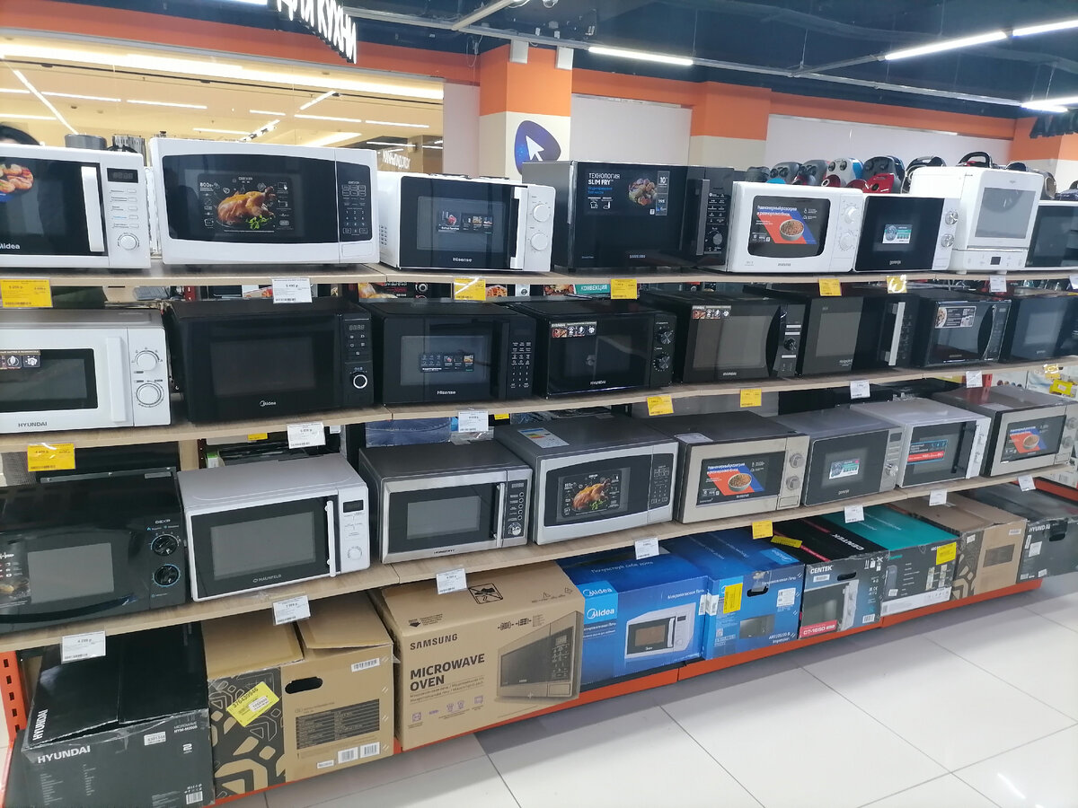 Ассортимент микроволновок прилавках российских магазинов поражает, но в большинстве случаев они с нескольких  производственных  площадок и отличаются элементами дизайна