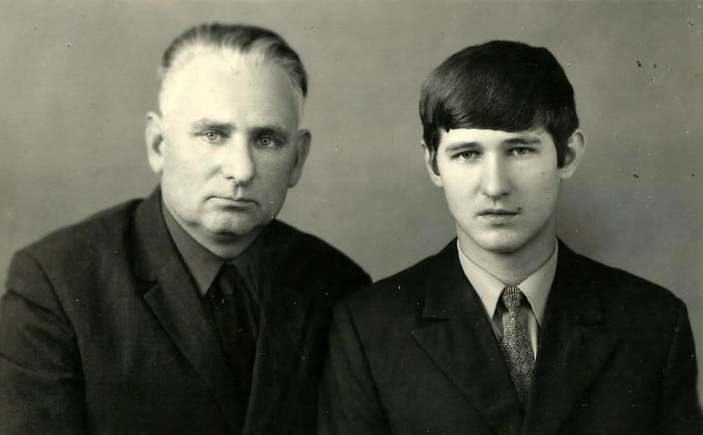 1970-е годы, Соловьёвка, Евсеенко Иван Ефимович с сыном Сергеем.