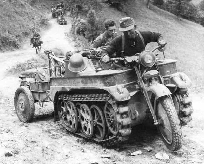 РњРѕС‚РѕС†РёРєР» SD KFZ 2