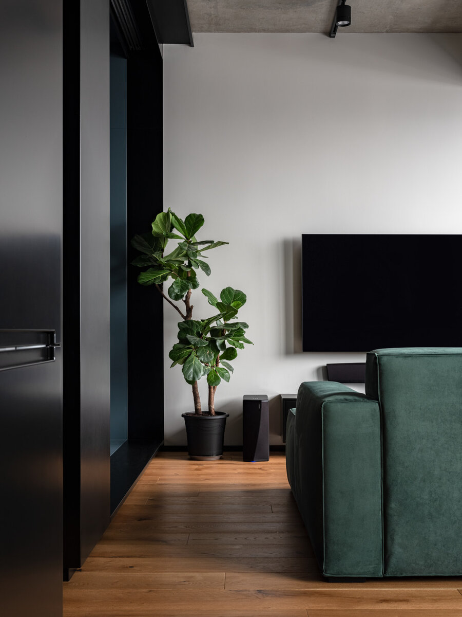 Его сконструировали таким образом, чтобы использовать в качестве места для сидения. 