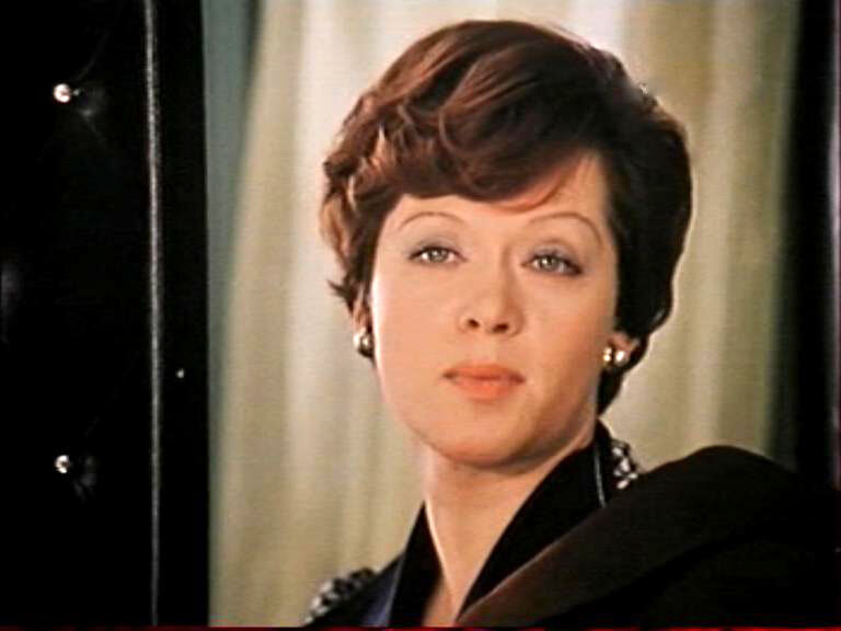 Алиса Фрейндлих в к/ф "Служебный роман"