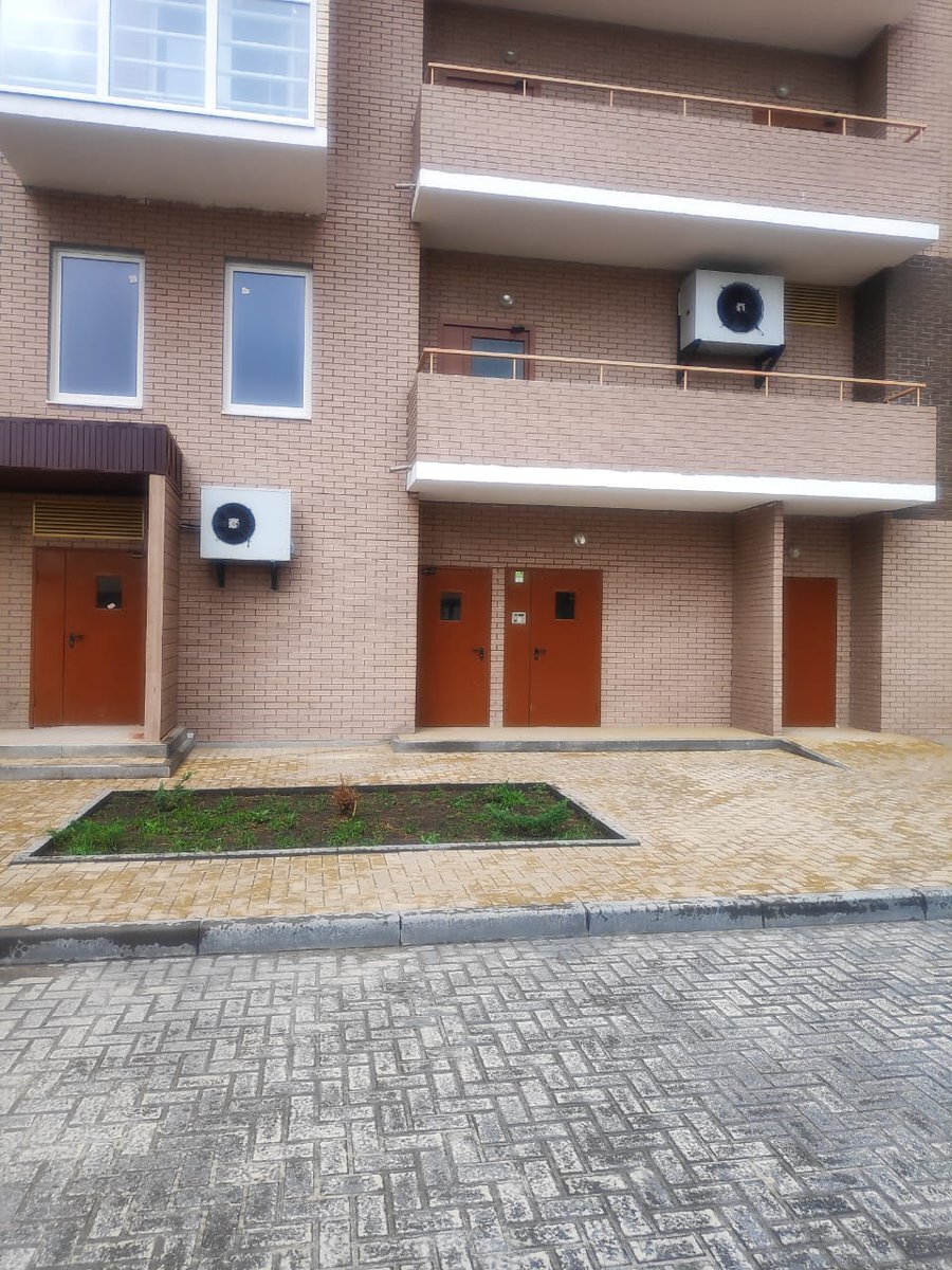 Входные двери в ЖК "Нахичевань" Сдан в 2018 году. Квартиры от 4 млн. рублей.