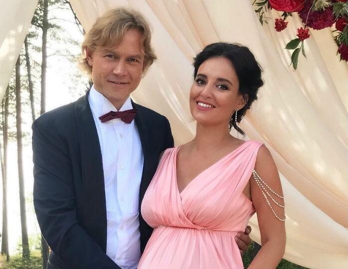 Карпин с женой. Фото с teleprogramma.pro