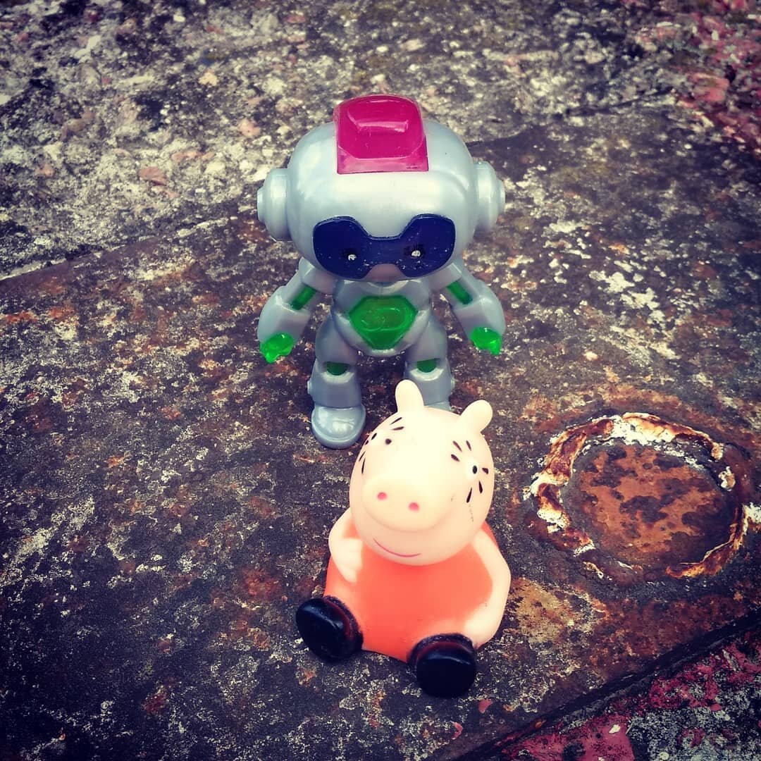 ДАЛЕЕ СТОИМ, ПРОСТО СТОИМ, ВСЁ ХОРОШО, ТОЛЬКО.