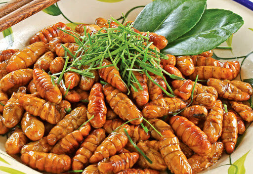 куколки, обжаренные с листьями лимона