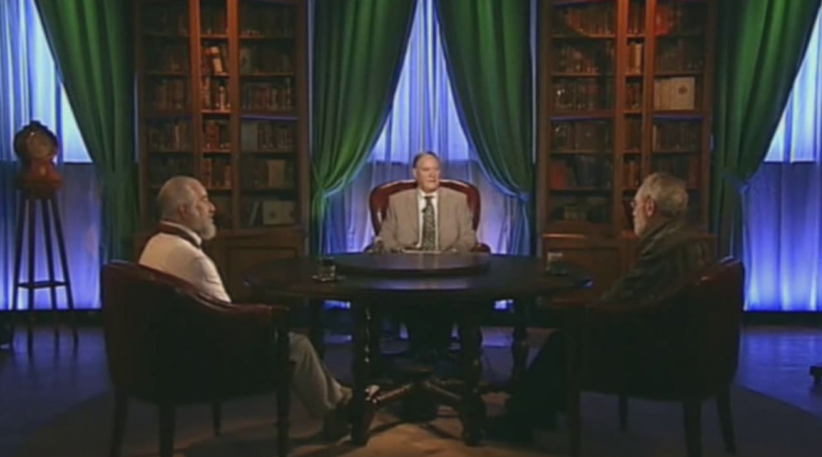 Надо признать, что несмотря на спорные темы передачи (Бермудский треугольник, духи, НЛО и т.д) она была на несколько порядков выше, чем то что сегодня нам показывают по ТВ