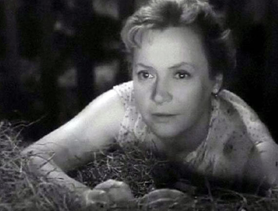 Мария Пастухова. Кадр из фильма «Две жизни»