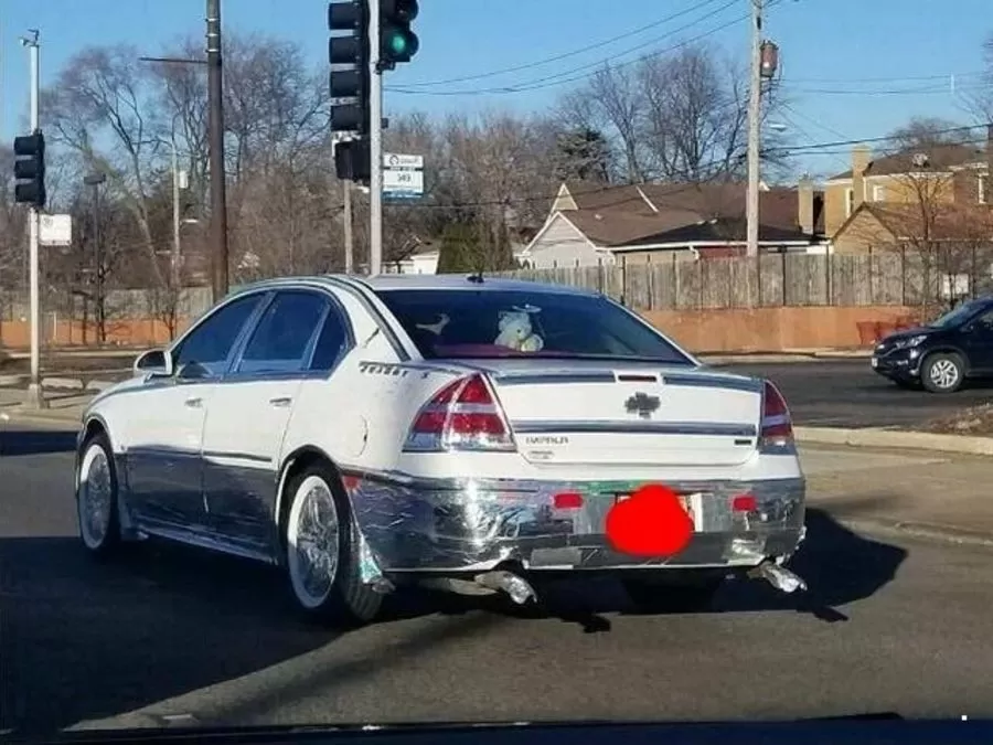 А как там обои дома поклеены?