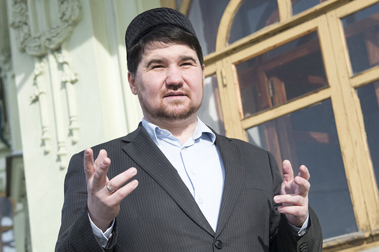 Рустам Батров: «Низвести Христа до простого пророка в глазах христиан примерно то же самое, что и назвать Коран сборником проповедей Мухаммада. В обоих случаях десакрализируется сердце религиозной традиции»/ Фото: «БИЗНЕС Online»